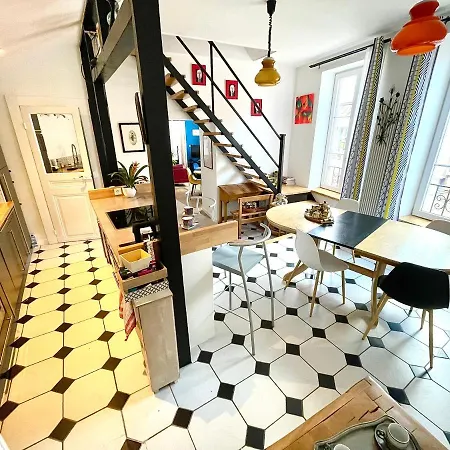 Apartment Standing Hypercentre